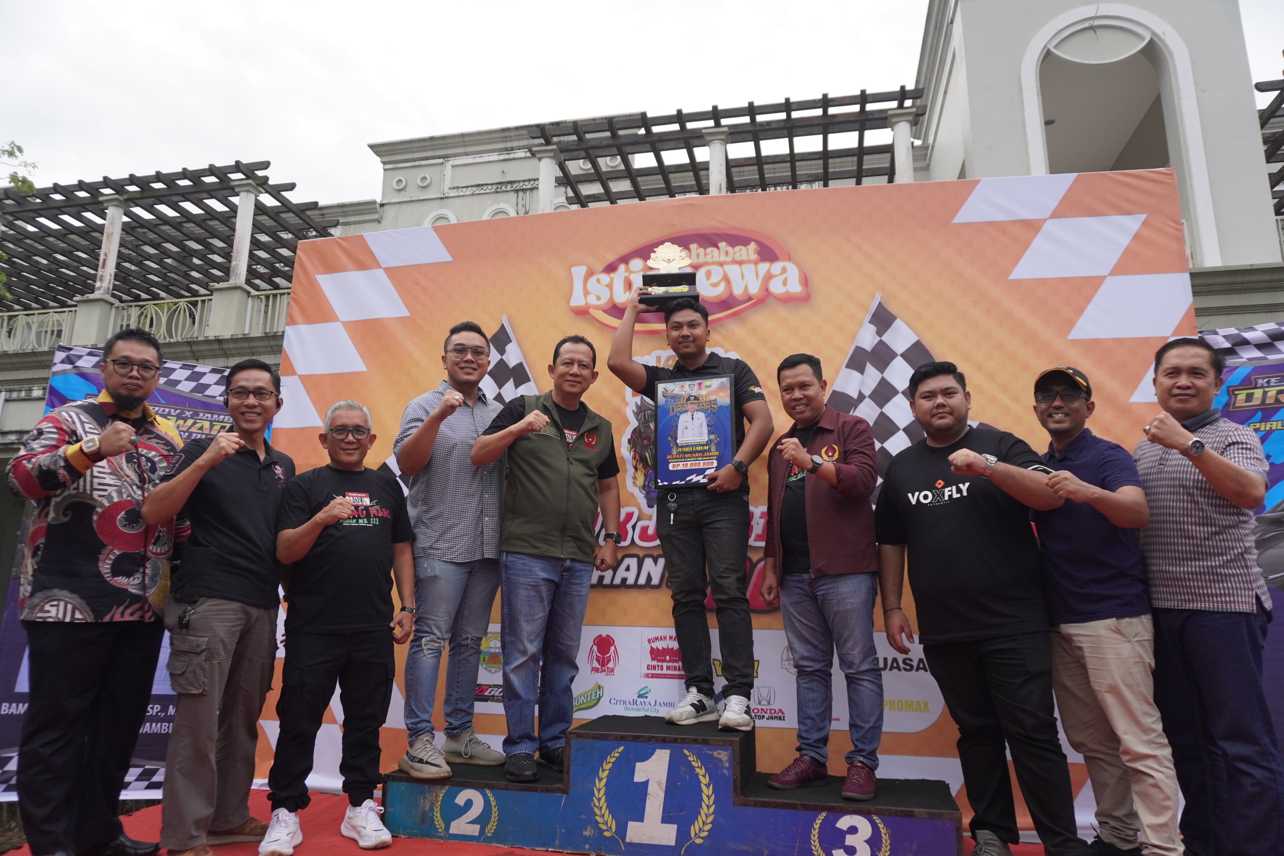 Selamat dan Sukses Drag race